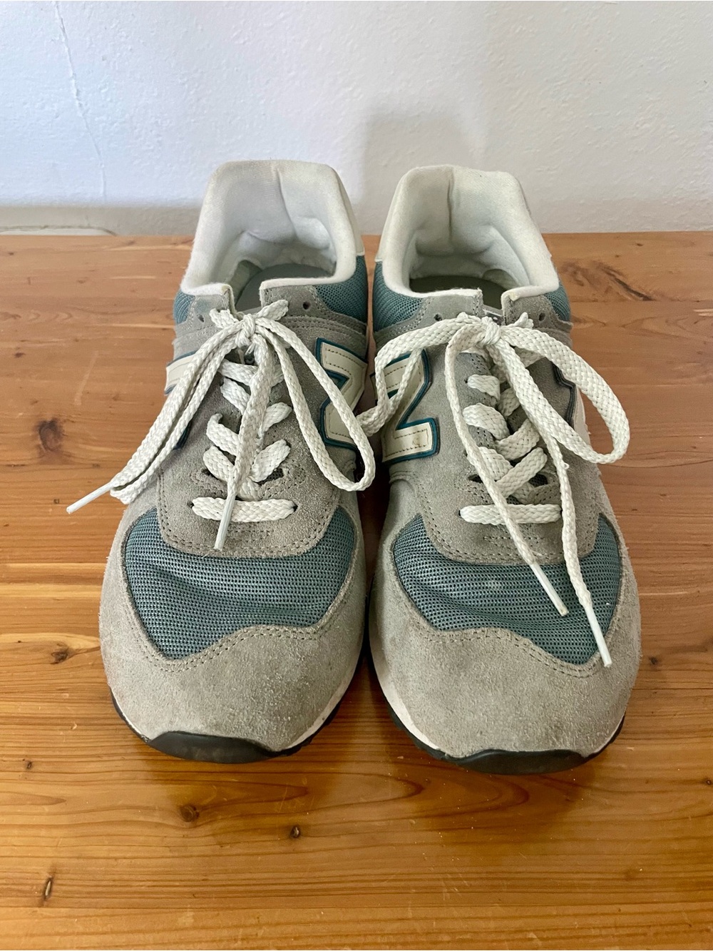 Men’s New Balance Gray & Teal Sneakers